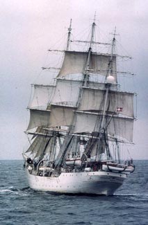 image of an 18th century sailing ship