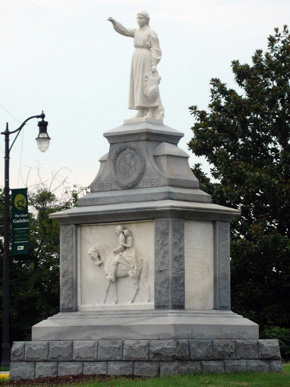 Statue of Emma Sansom in Gadsden